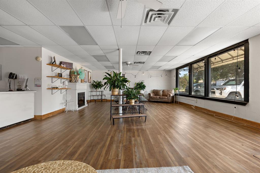 2710 Grant
