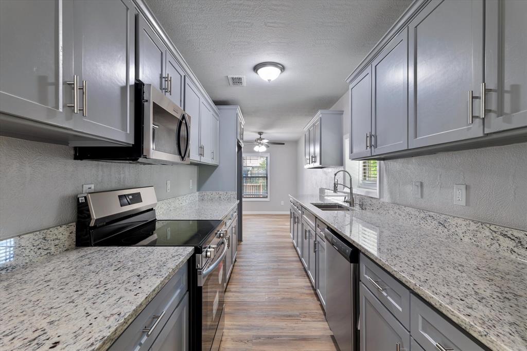 Oak Trail Shores Sec E - Residential