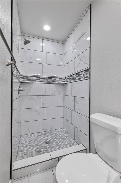 Oak Trail Shores Sec E - Residential