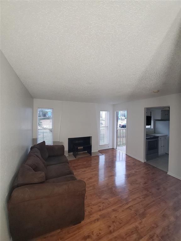 6050 Melody Lane 215