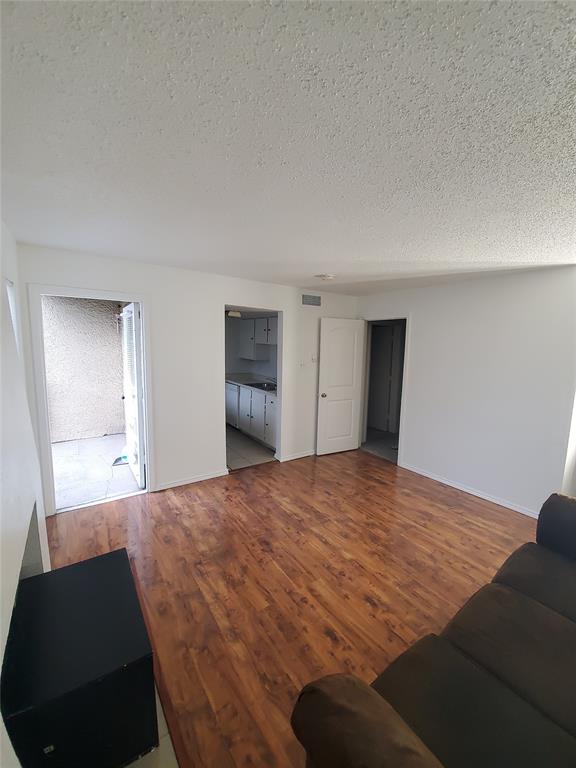6050 Melody Lane 215