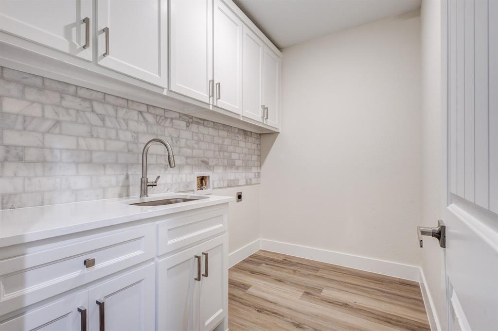 Lake Crest 02 - Residential