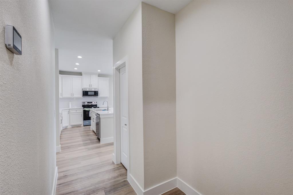 Lake Crest 02 - Residential