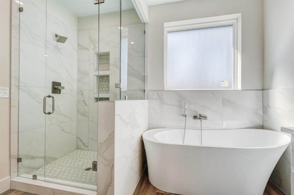 Lake Crest 02 - Residential