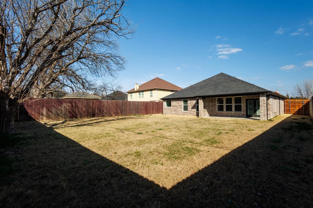 Lake Crest 02 - Residential