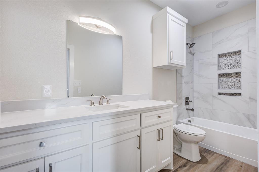 Lake Crest 02 - Residential