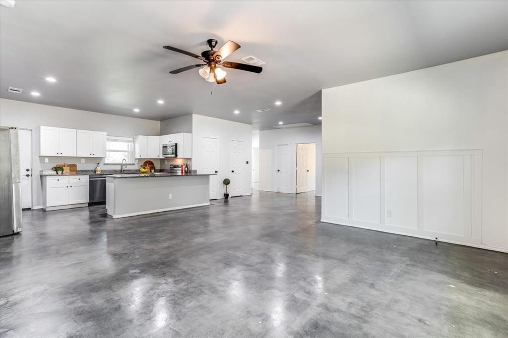 1409 County Road 913