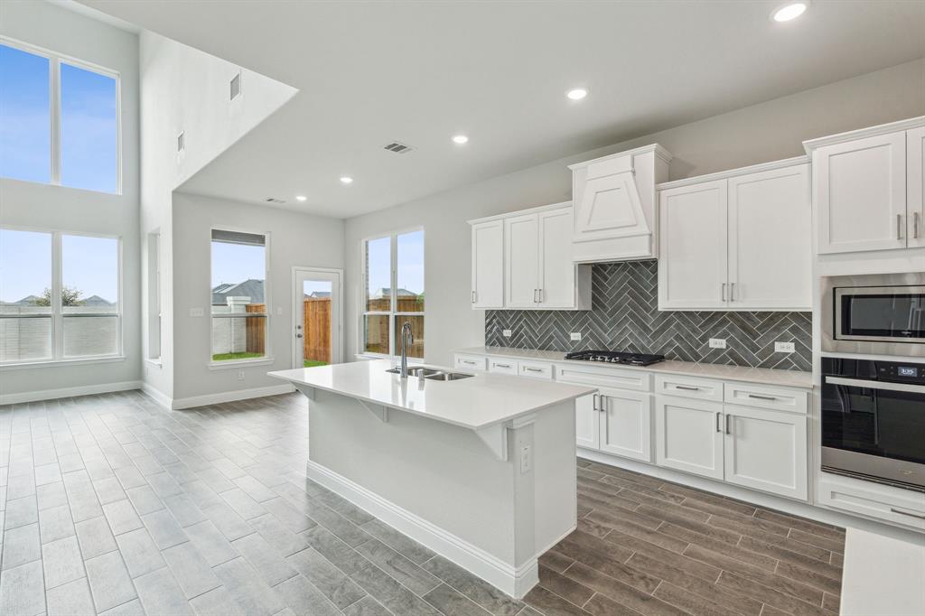 620 Lido Lane