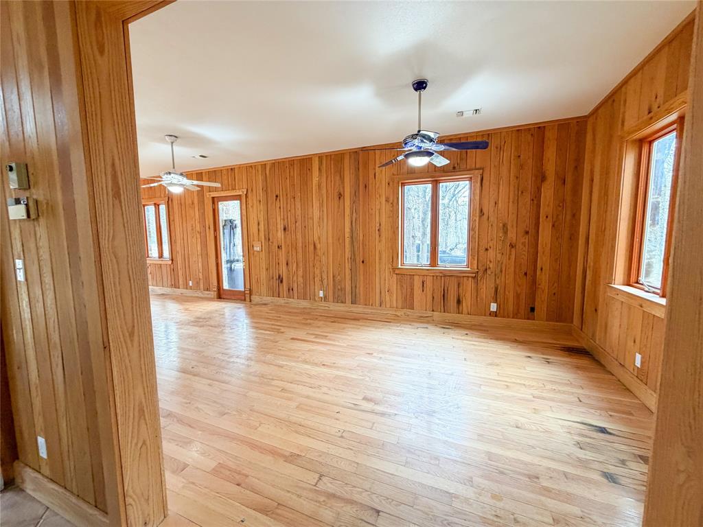 Seven Wires - Residential