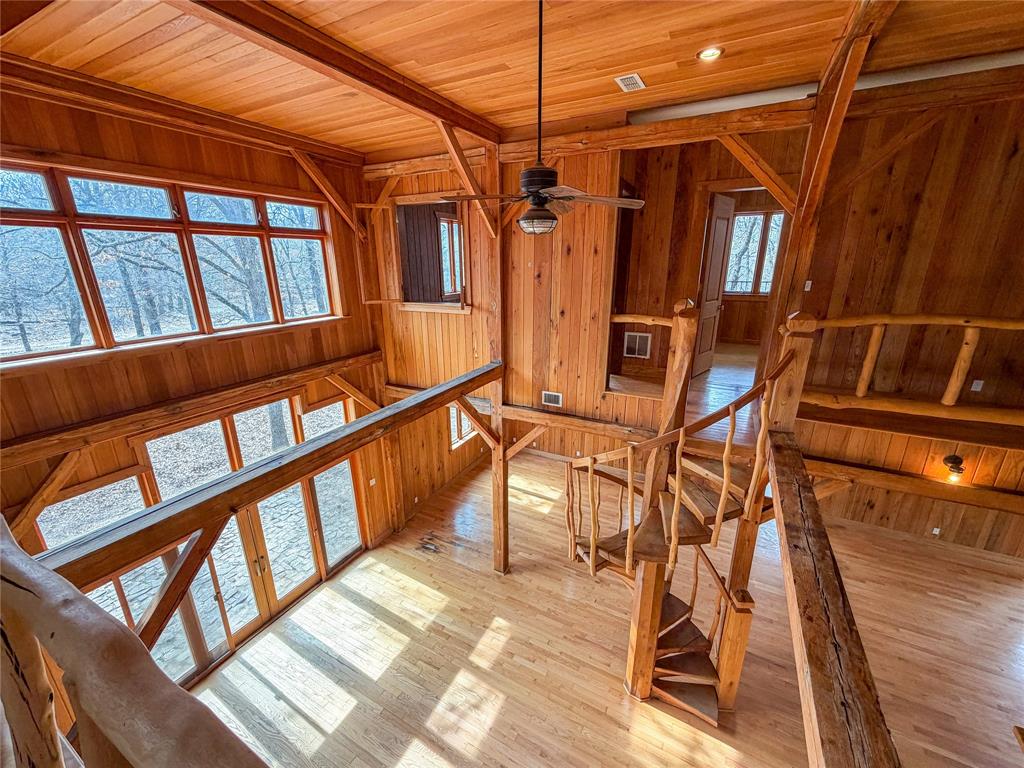 Seven Wires - Residential