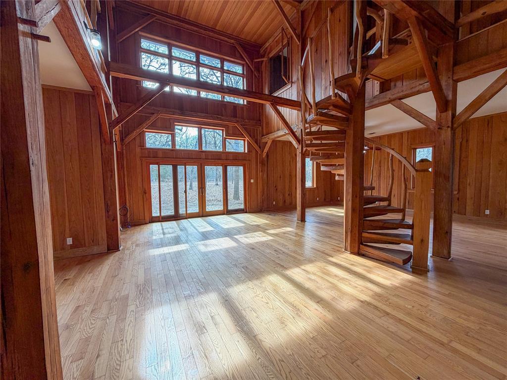 Seven Wires - Residential