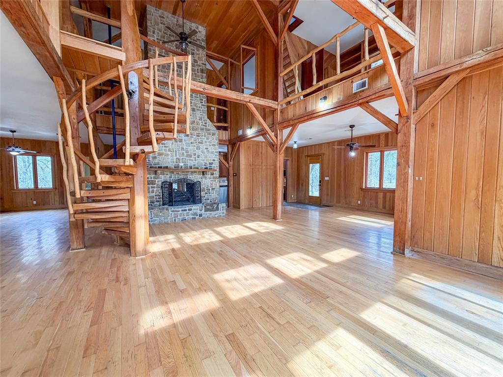 Seven Wires - Residential