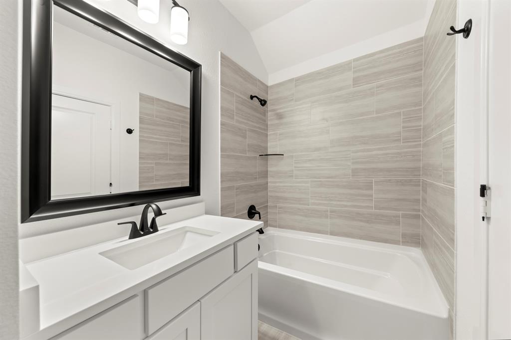 Lily Creek - Residential