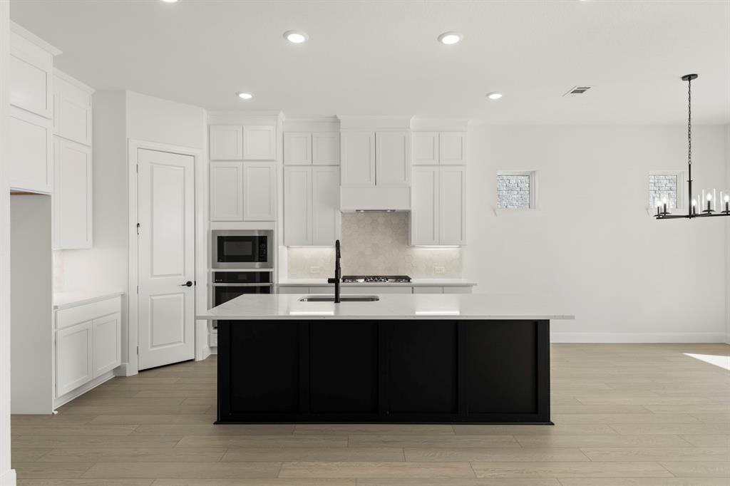 Lily Creek - Residential