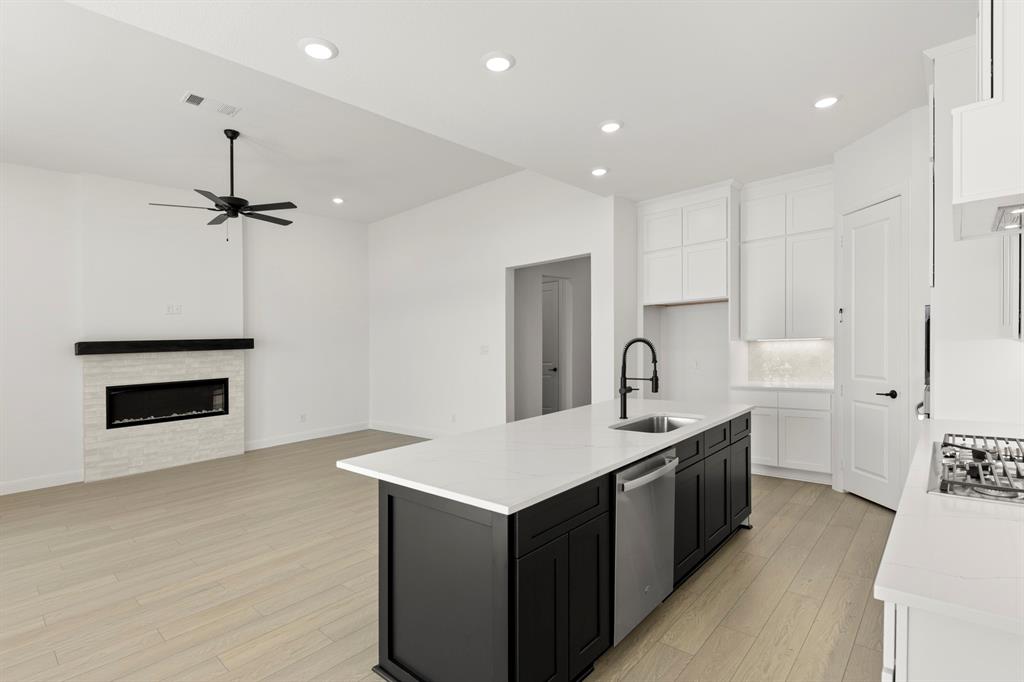 Lily Creek - Residential