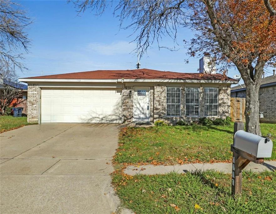 Welcome to this charming renovated home nestled in the heart of Saginaw, TX! This beautiful residence offers a perfect blend of comfort and convenience. Step inside to discover a spacious and inviting interior . The living area is perfect for relaxation, with its cozy fireplace & large windows. Conveniently located near shopping, dining and schools.