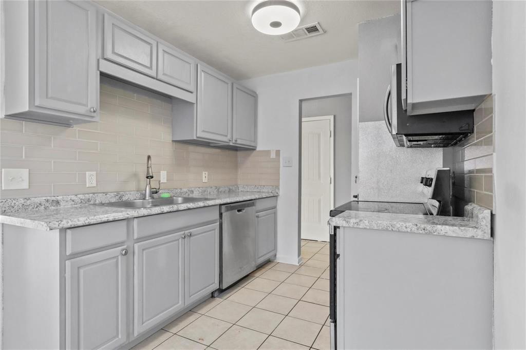 Highland Stationsaginaw - Residential Lease