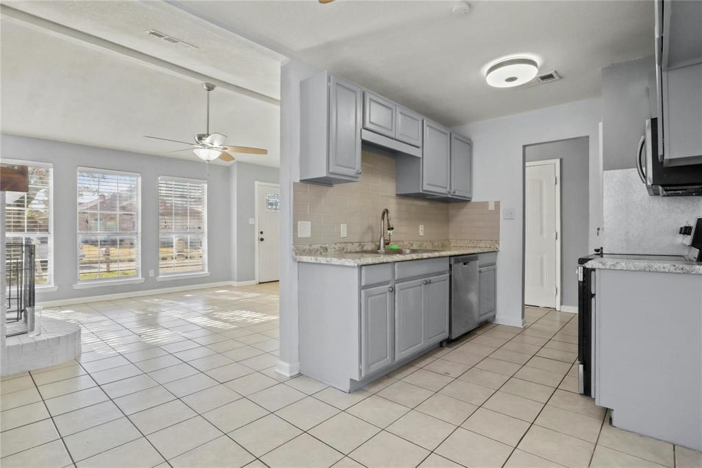 Highland Stationsaginaw - Residential Lease