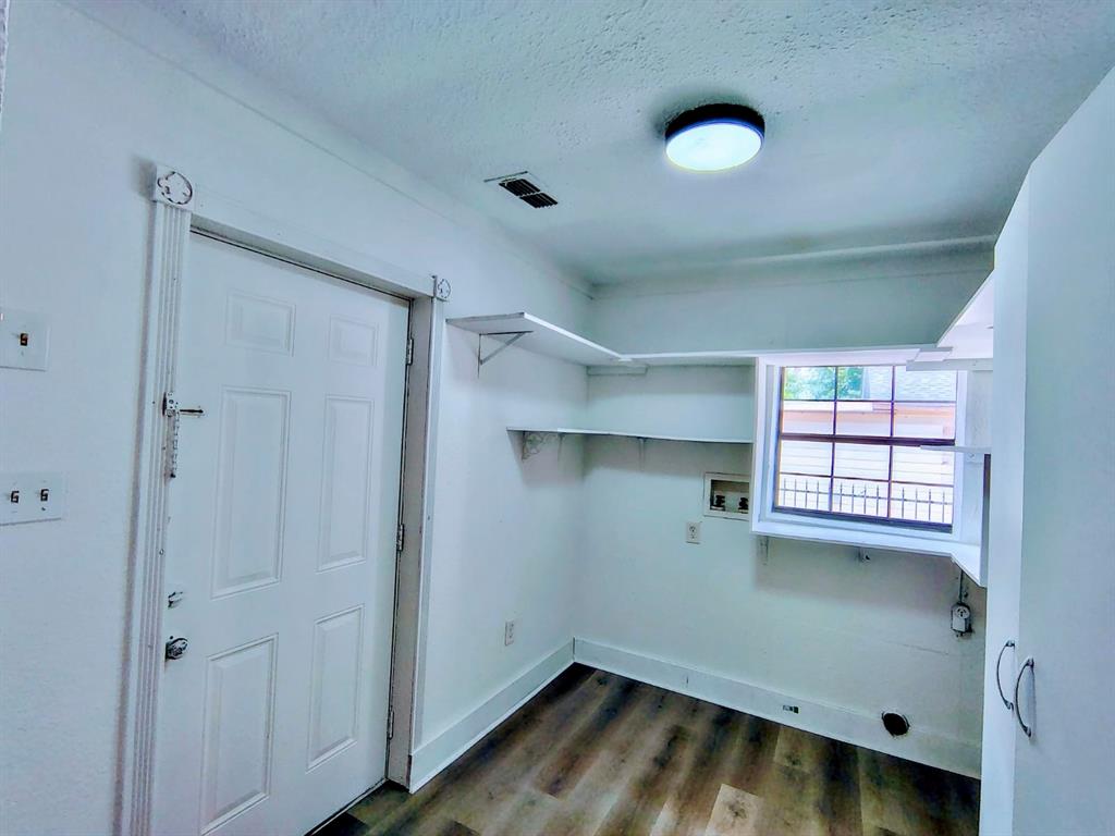 Ford Heights - Residential