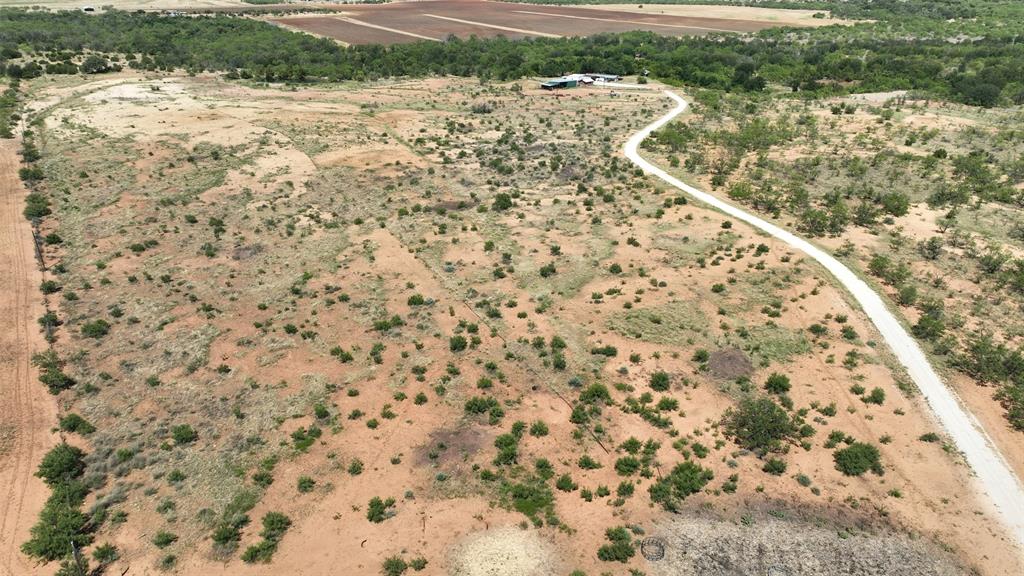 324 Private Road 2621