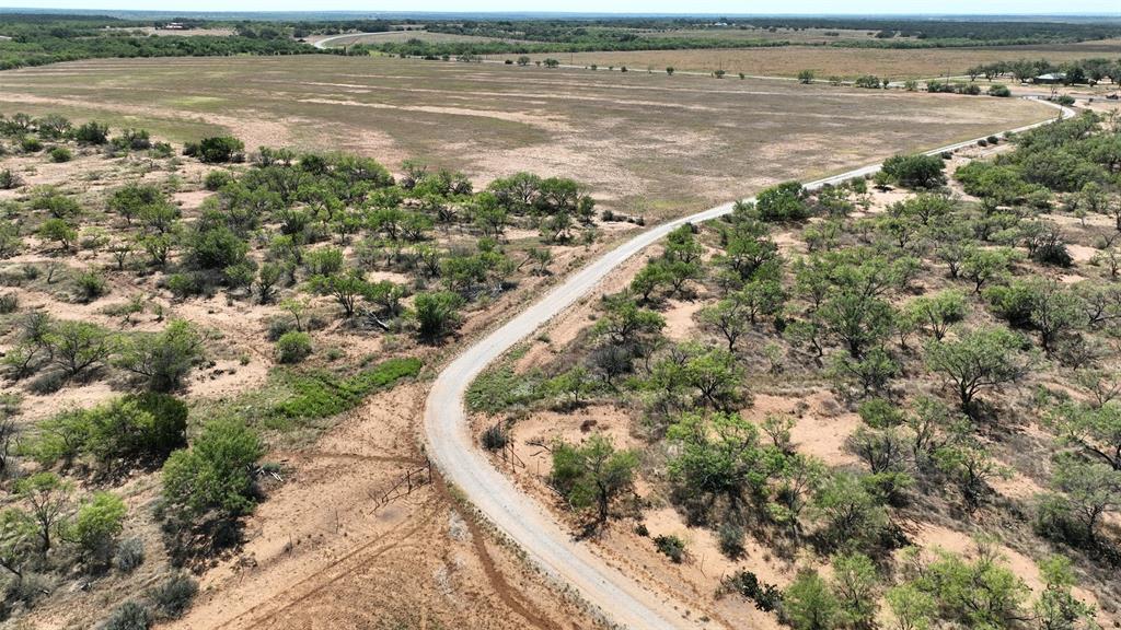 324 Private Road 2621