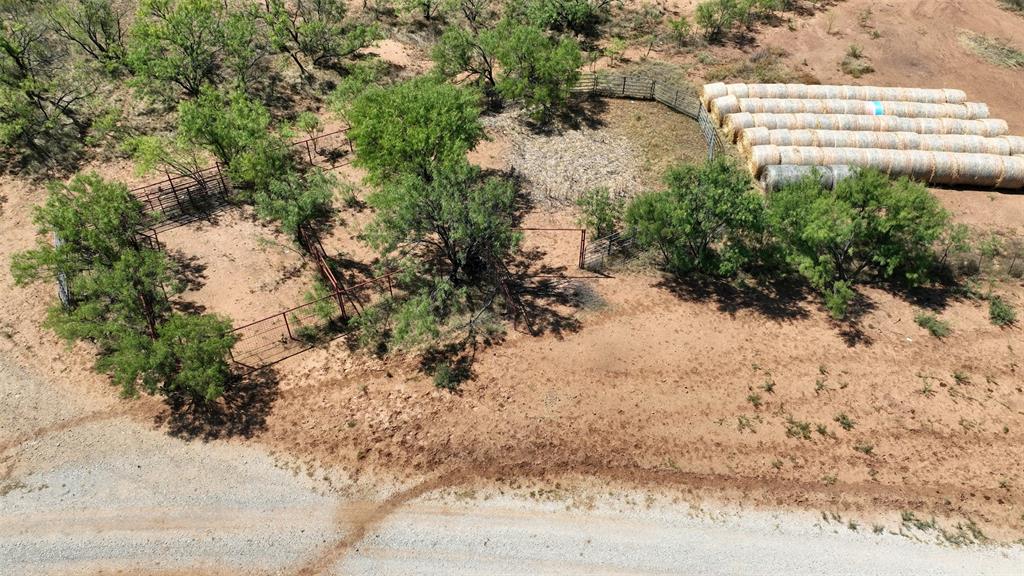 324 Private Road 2621