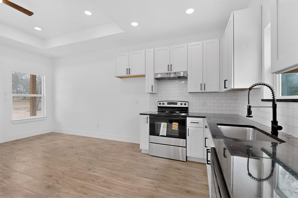 Golden Oaks - Residential