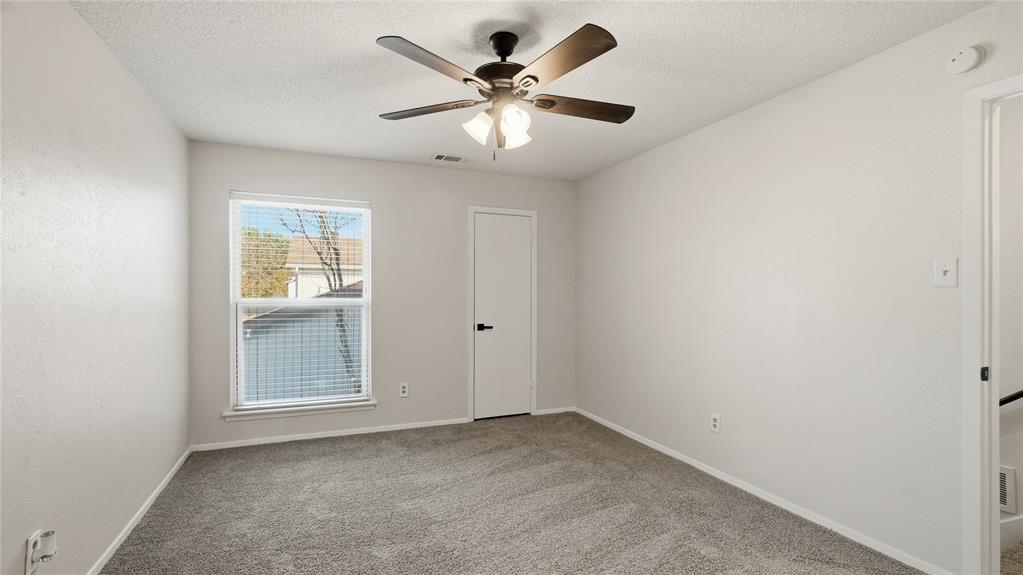 Two Worlds Broadway - Residential