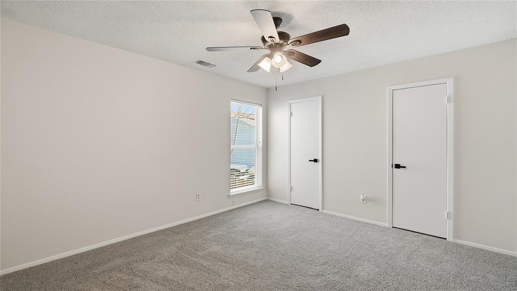 Two Worlds Broadway - Residential