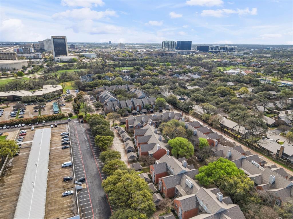 Williamsburg Condo Ph 02 - Residential