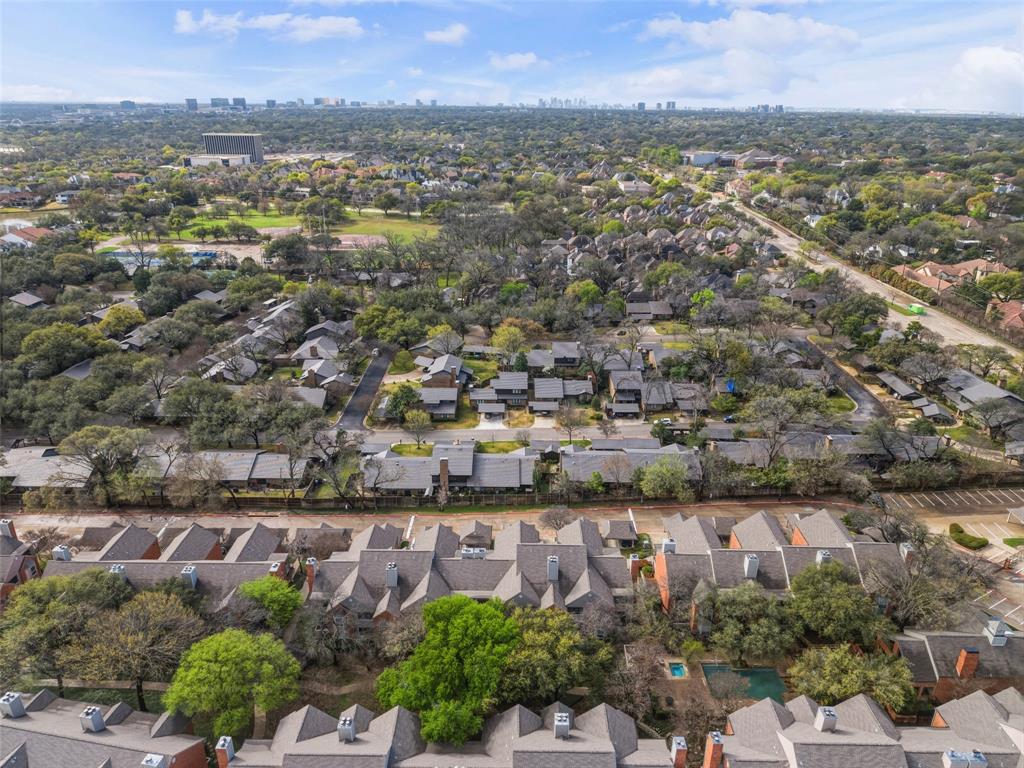 Williamsburg Condo Ph 02 - Residential