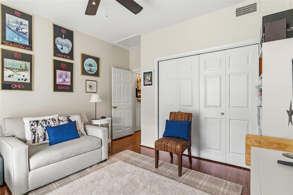 Williamsburg Condo Ph 02 - Residential