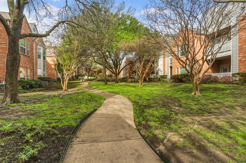 Williamsburg Condo Ph 02 - Residential