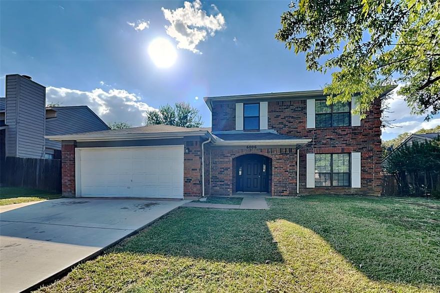 $1000 off the First Full Month of Rent! Charming 3 bed, 2.5 bath 1,914 sq ft home in Arlington! Open kitchen concept with updated counters. Primary suite with attached bathroom. Spacious backyard, great for gatherings! Pets accepted on a case by case basis. Additional admin fees apply. The Fireplace is decorative. Schedule your showing today! This home is as-is.  
LEASE TERM:1 year

This home may be located within a Homeowners Association (HOA) community. If so, residents will be responsible for adhering to all HOA rules and regulations. Please contact your agent or landlord's agent for more information.