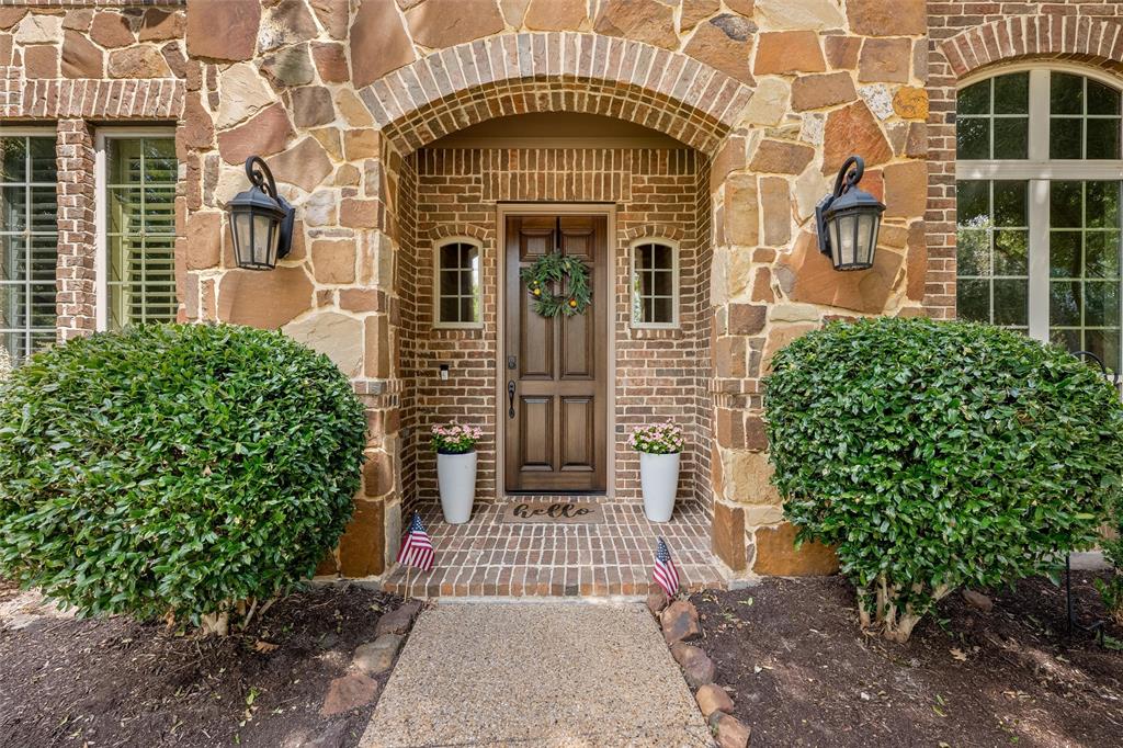2346 Boxwood Drive