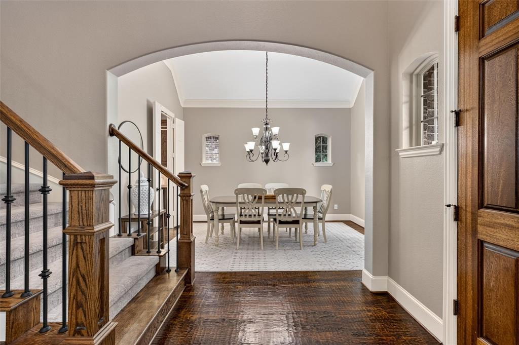 2346 Boxwood Drive