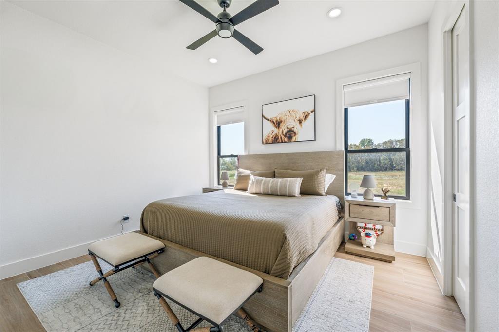 Laguna Bay - Residential