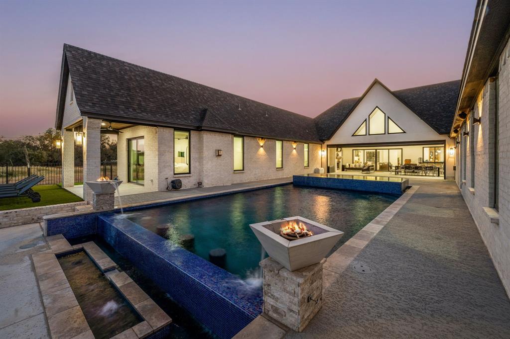 Laguna Bay - Residential