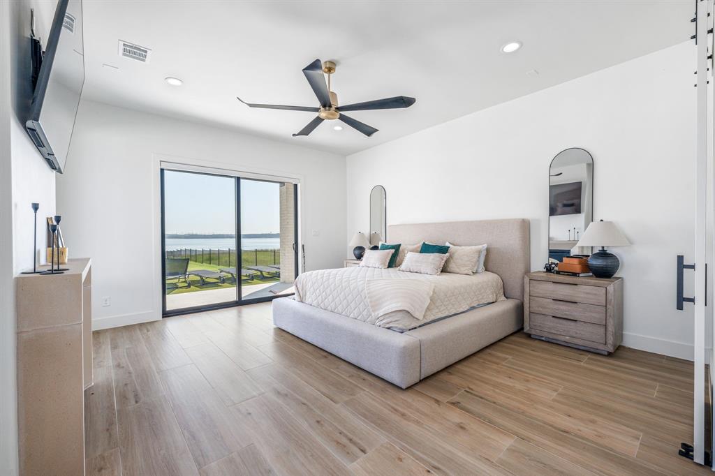 Laguna Bay - Residential