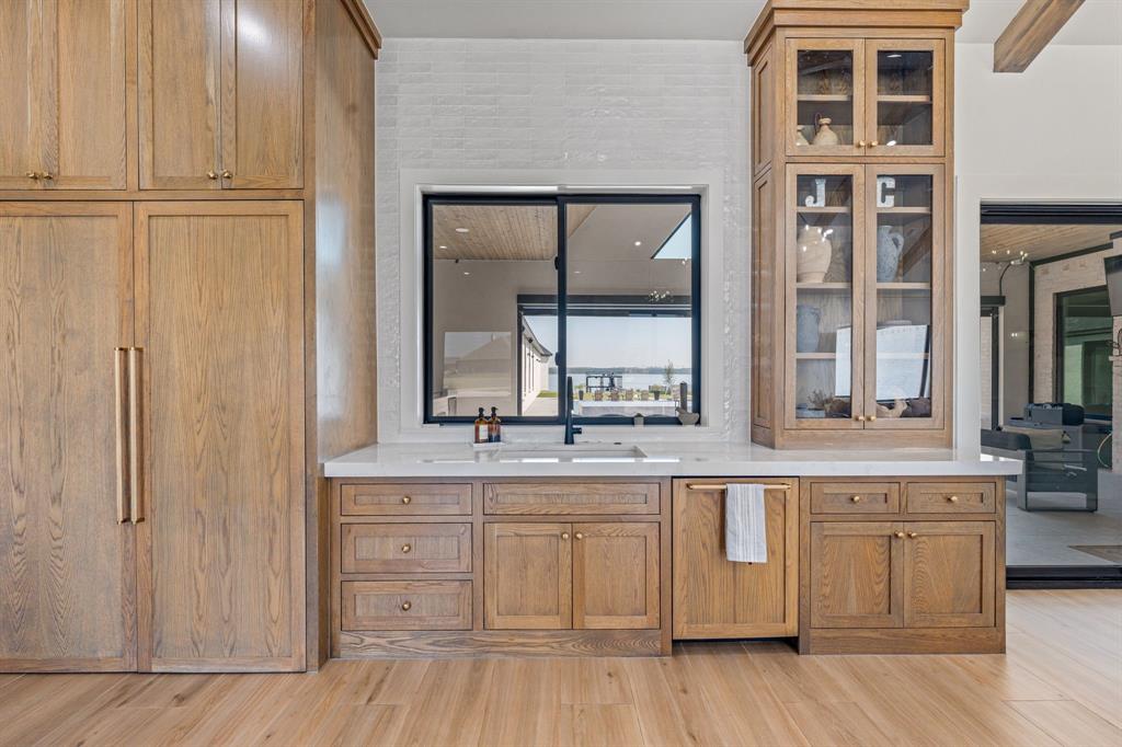 Laguna Bay - Residential