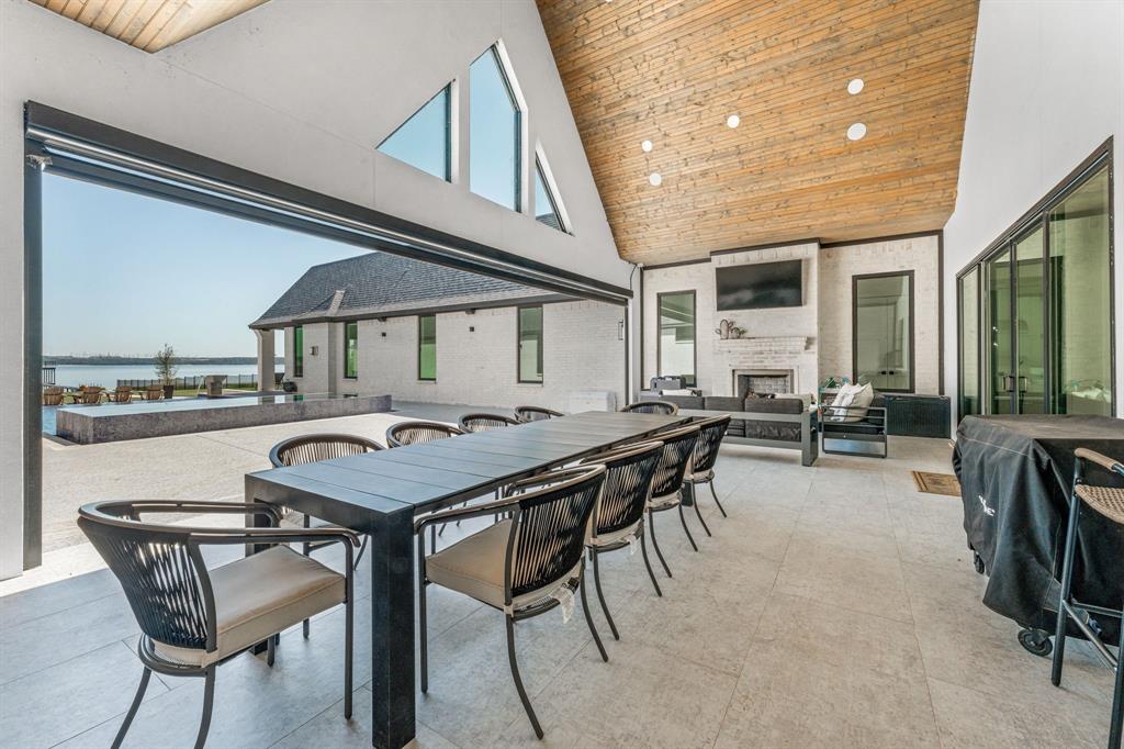 Laguna Bay - Residential