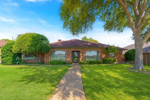 2709 N Spring Drive Richardson TX 75082