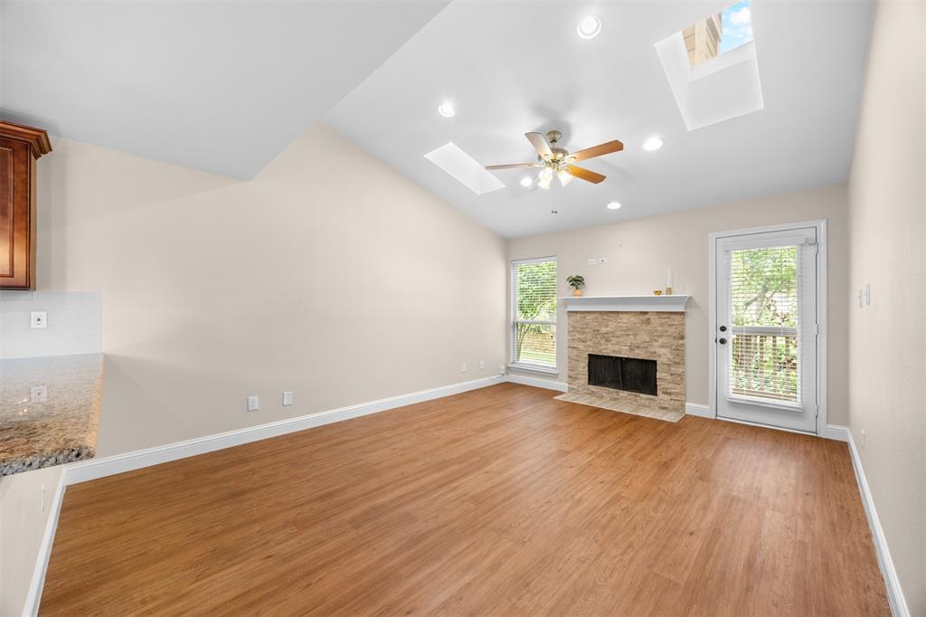 Oaks On Montfort Condos - Residential