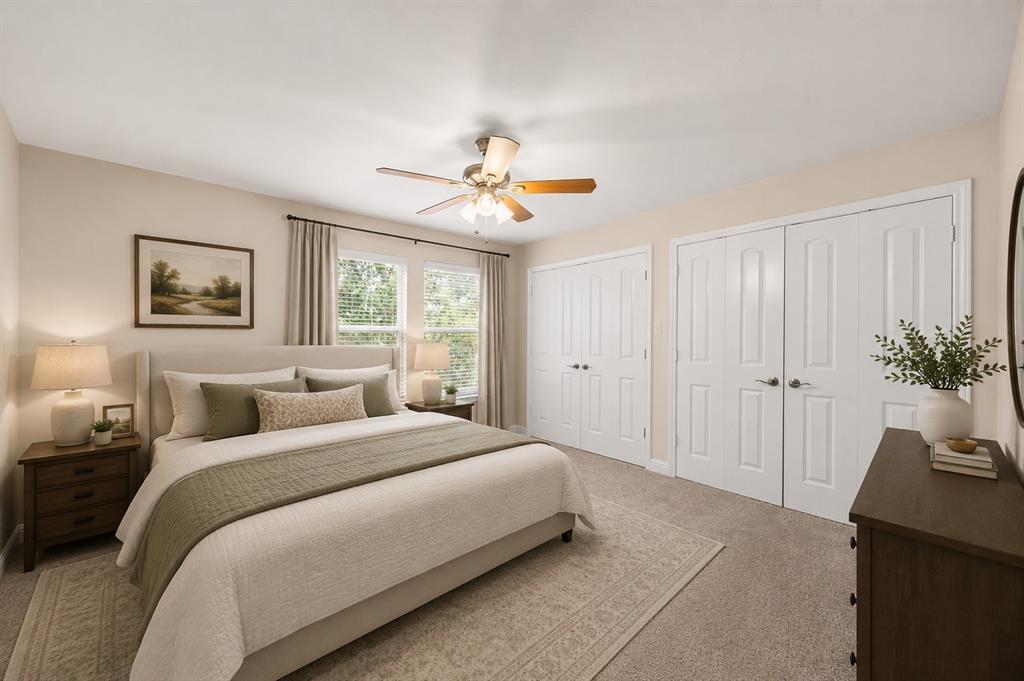 Oaks On Montfort Condos - Residential