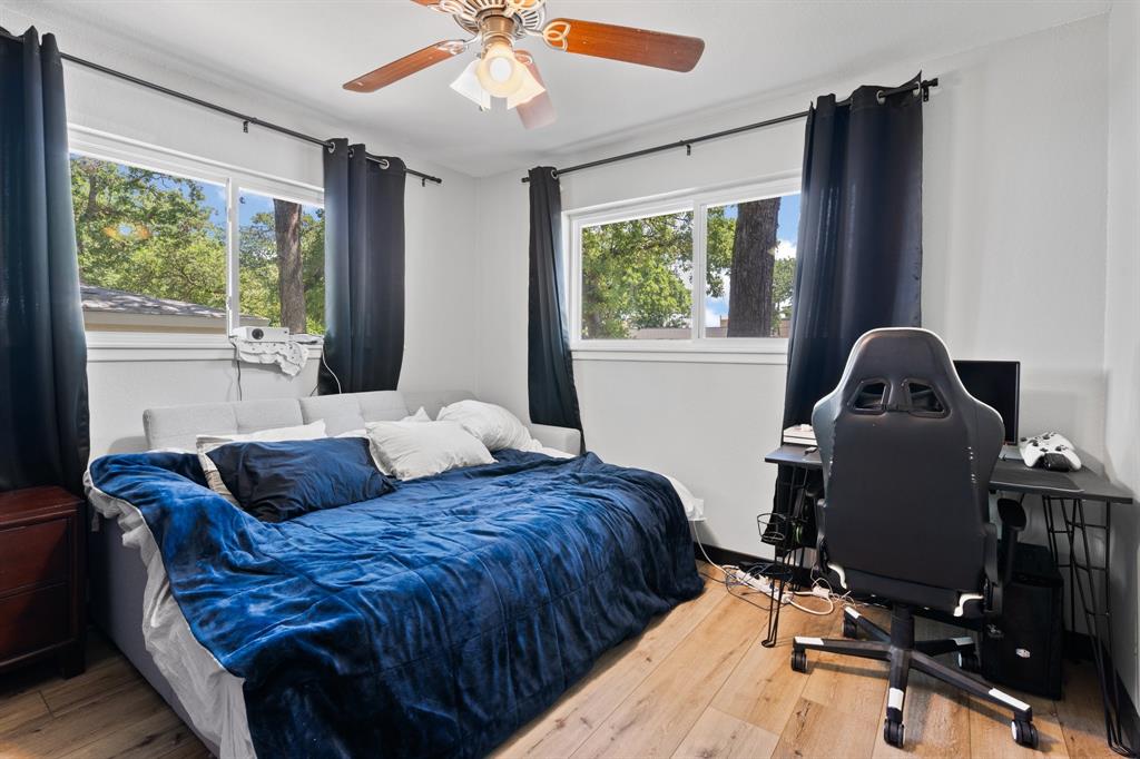 Valentine Oaks Add - Residential