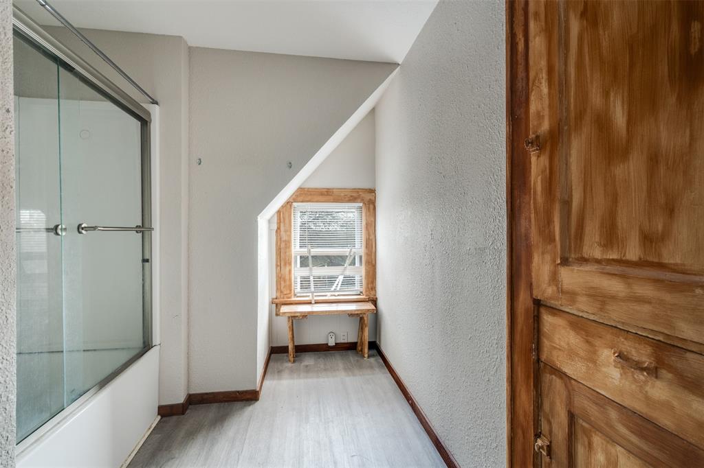 Floral Heights W S - Residential