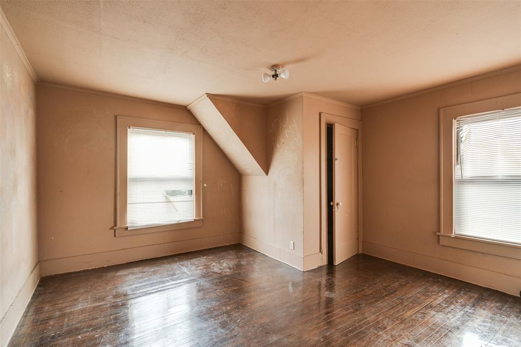 Floral Heights W S - Residential