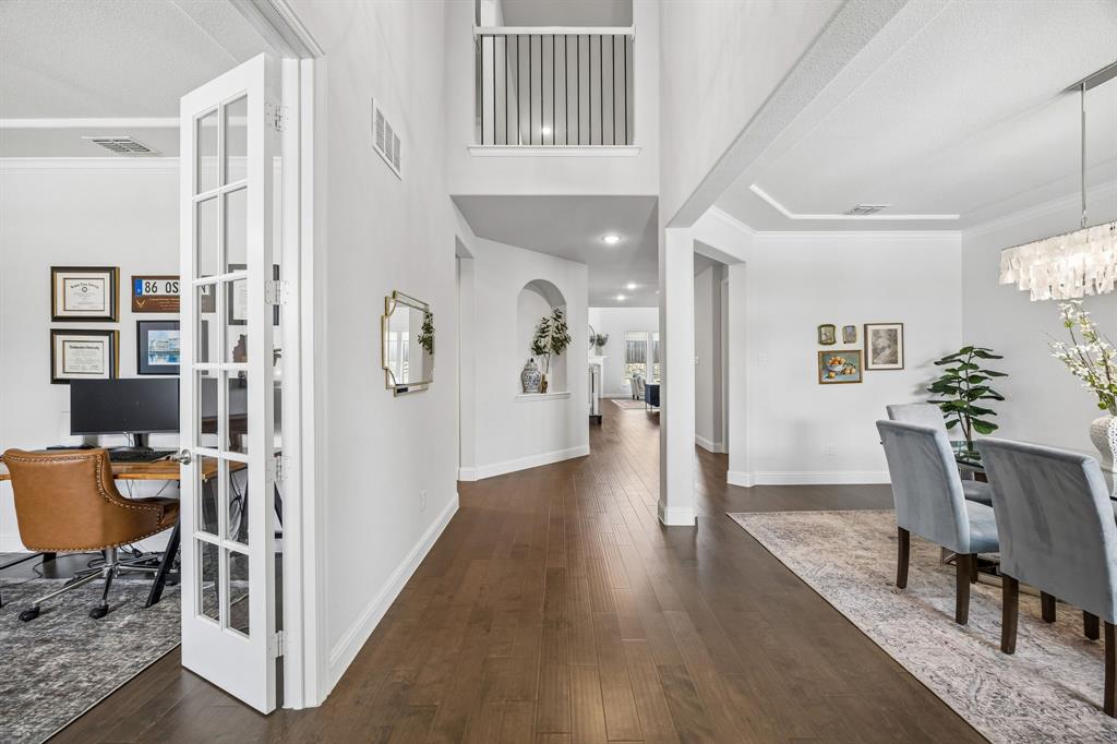 13674 Carmenita Drive