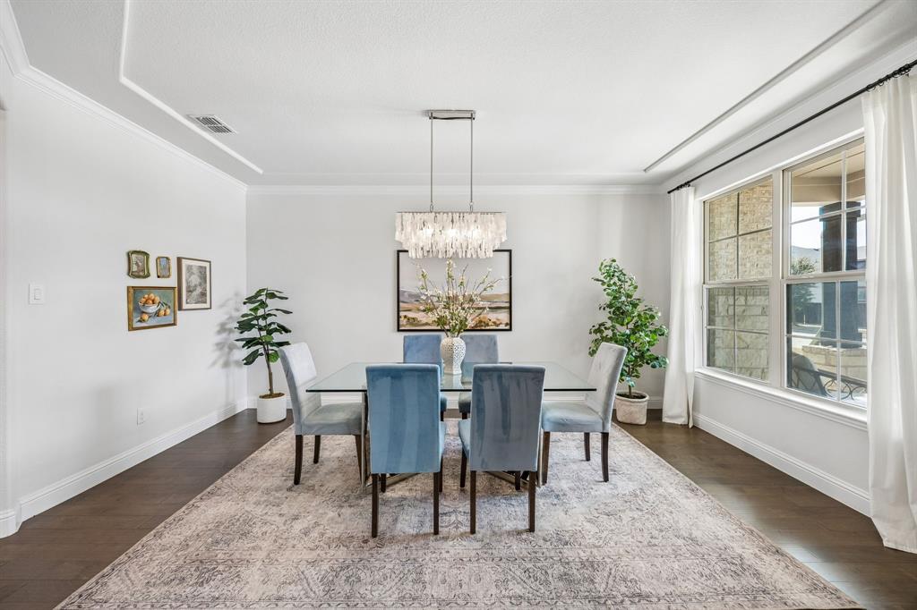 13674 Carmenita Drive