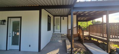 Photo of 3819 Horseshoe Trail, Granbury, TX 76048 (MLS # 21229399)